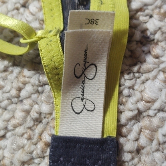 Jessica Simpson Neon Green Bra with Dark Gray Lace Overlay Sz 38C - Picture 7 of 9